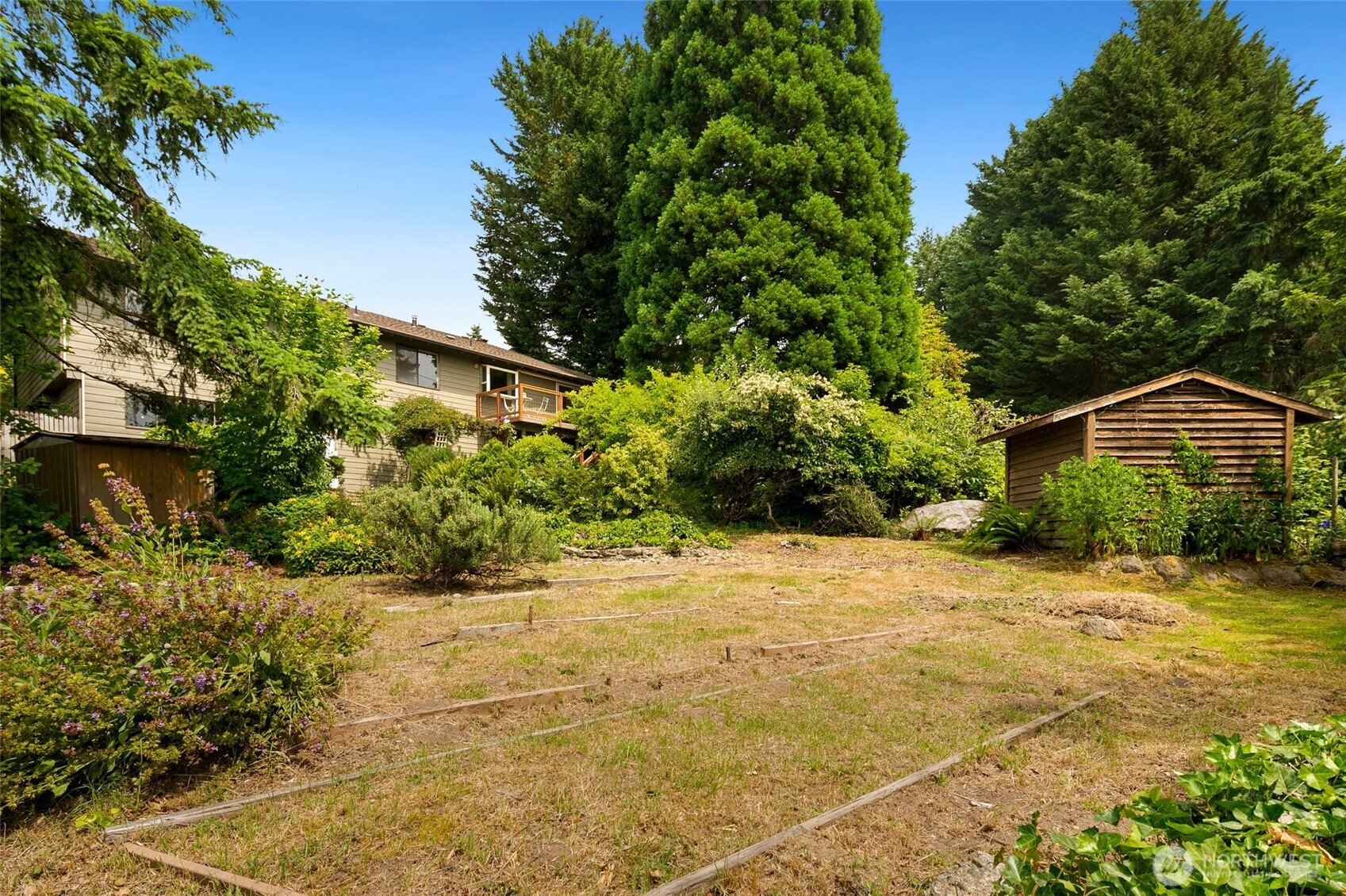2215 Jones Place Southeast Renton, WA 98055 - Photo 30 of 33 Gallery Image 30