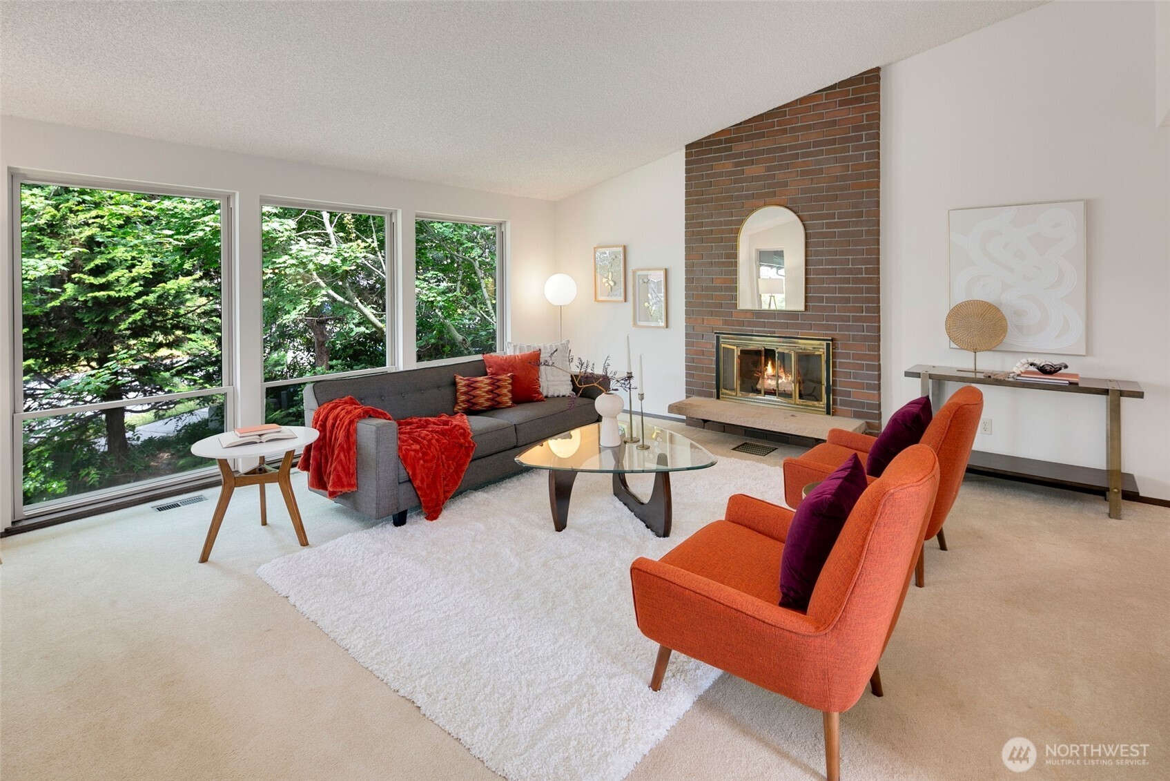 2215 Jones Place Southeast Renton, WA 98055 - Photo 3 of 33 Gallery Image 3