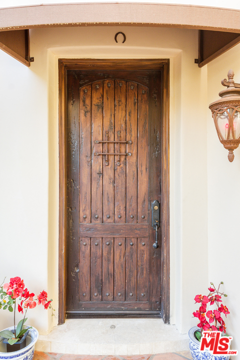 13377 Java Drive Beverly Hills, CA 90210 - Photo 8 of 25