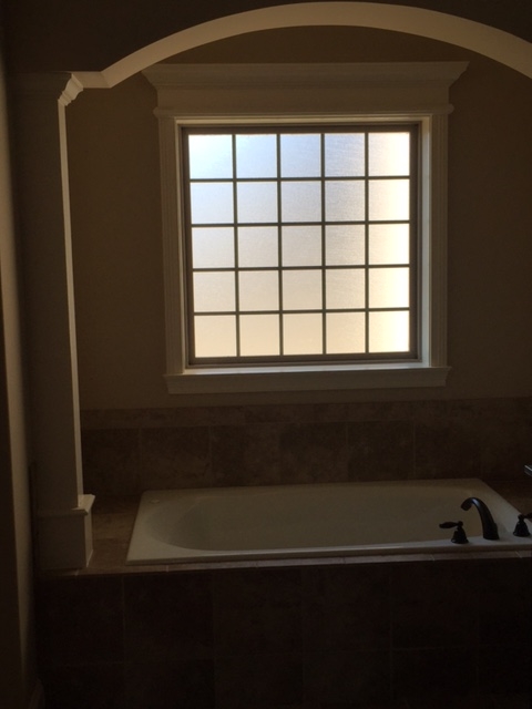 1720 Rustic Oak Drive Washington, IL 61571 - Photo 4 of 9 Gallery Image 4