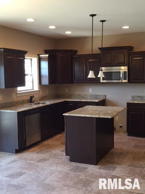 1720 Rustic Oak Drive Washington, IL 61571 - Photo 9 of 9 Gallery Image 9