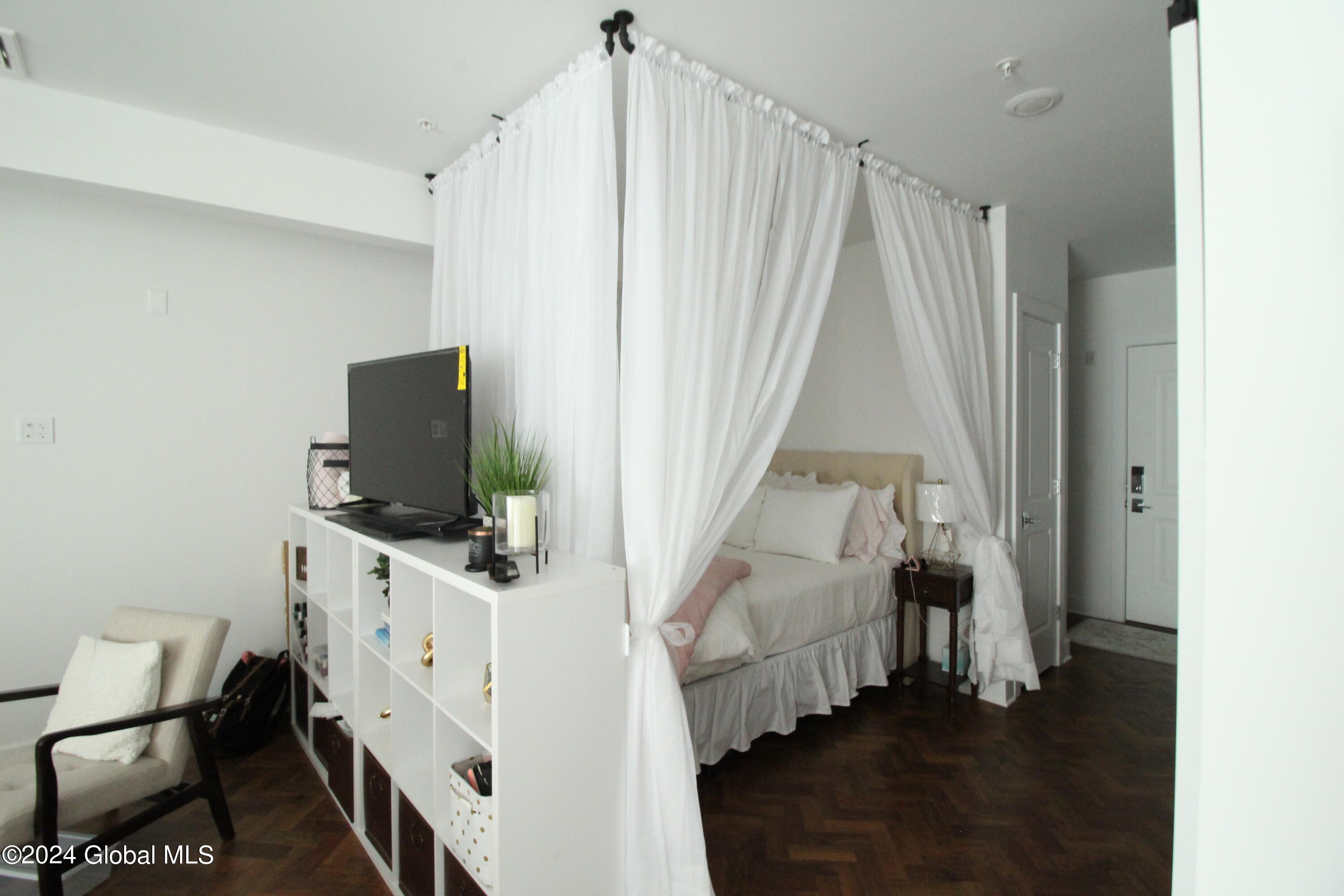 308 Excelsior Avenue, Unit 201 Saratoga Springs, NY 12866 - Photo 4 of 9 IMG_2558