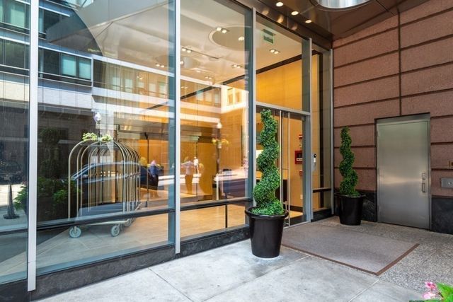 a car parked in front of a building