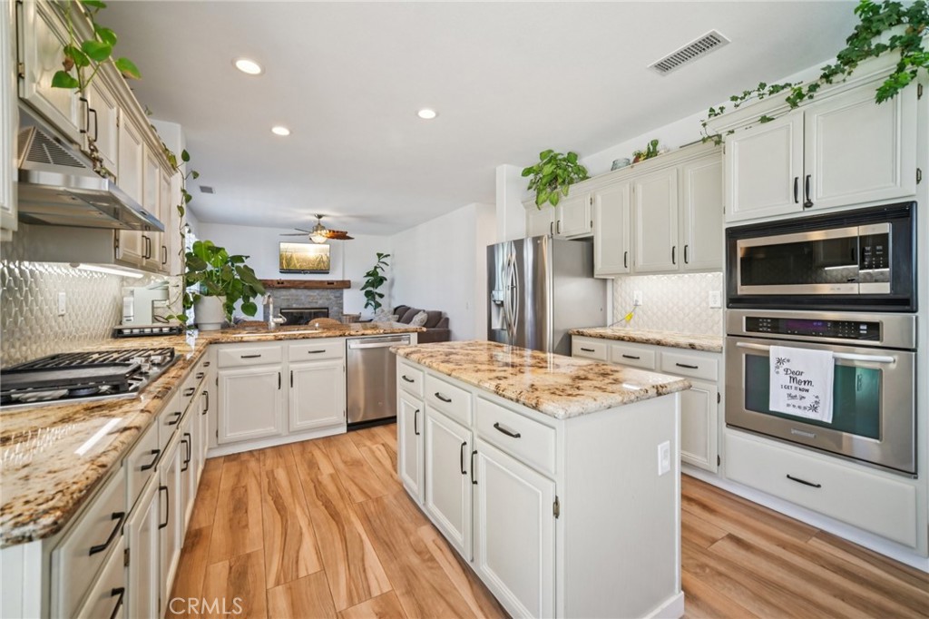 1029 Poppy Tree Place Simi Valley, CA 93065 - Photo 20 of 62