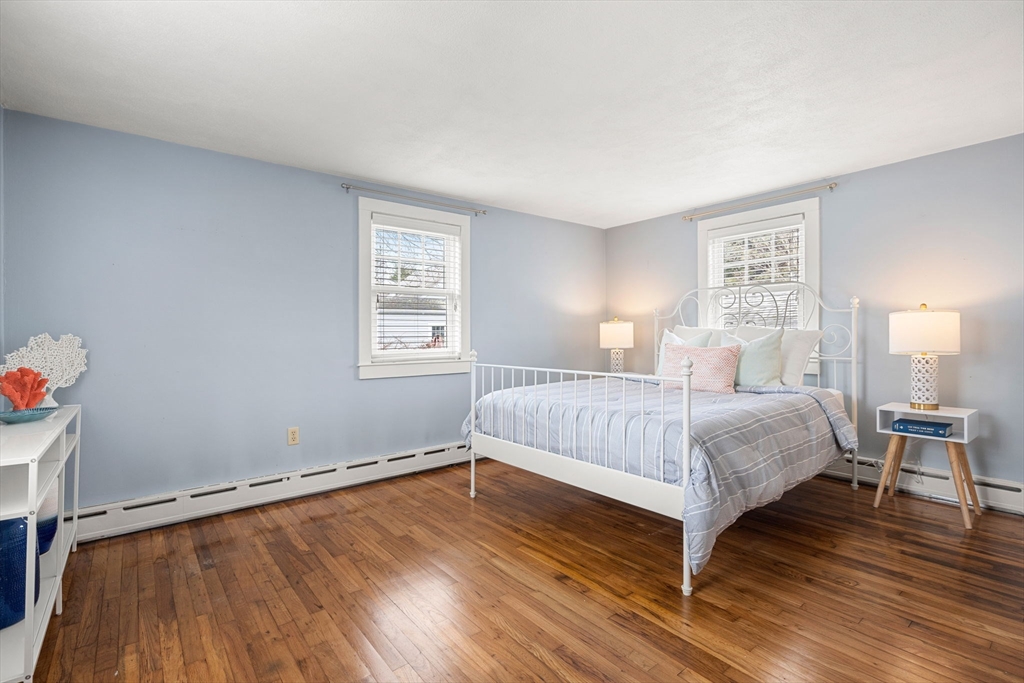 37 Bubier Road Marblehead, MA 01945 - Photo 9 of 16 Gallery Image 9