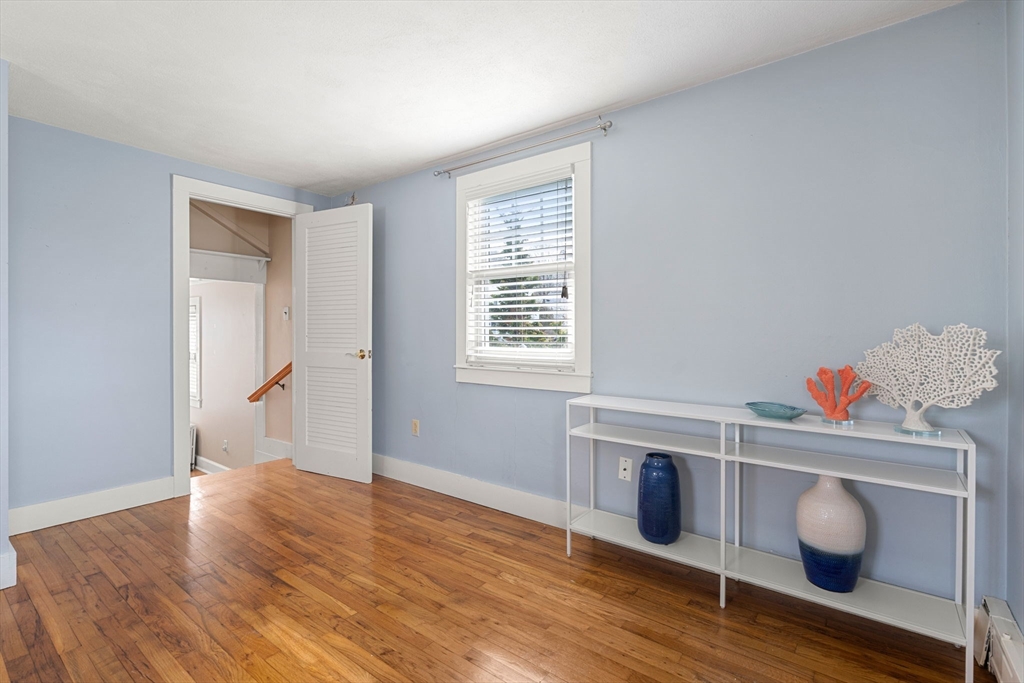 37 Bubier Road Marblehead, MA 01945 - Photo 10 of 16 Gallery Image 10