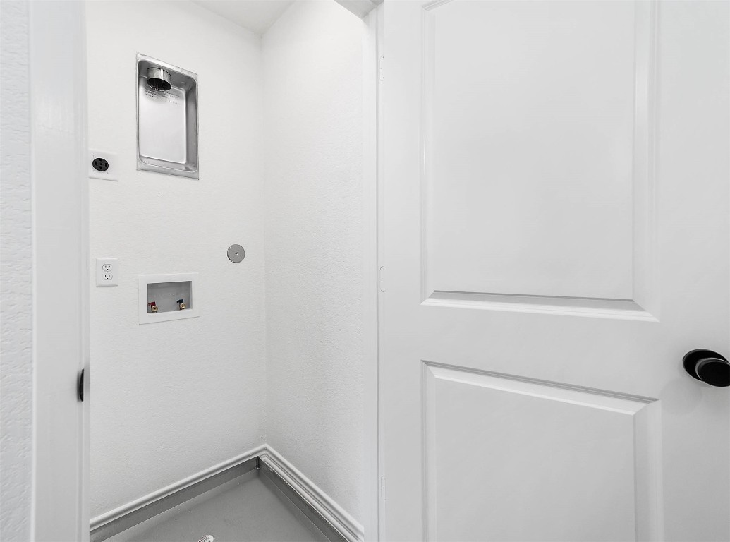 2018 Hampton Street, Unit A B Houston, TX 77088 - Photo 27 of 31 Utility Closet