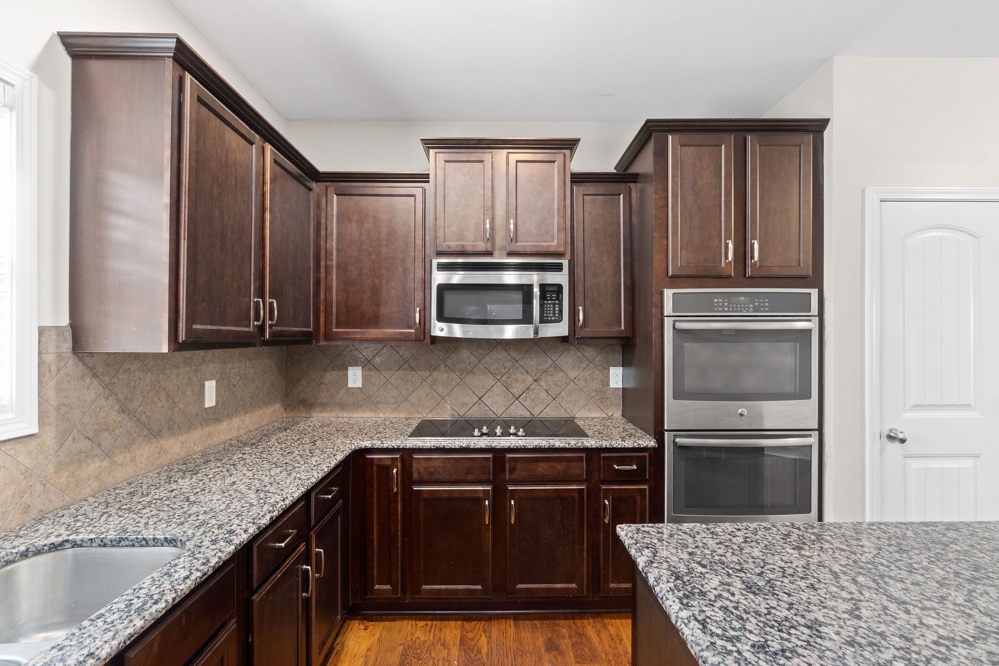 1538 Raven Road Clarksville, TN 37042 - Photo 8 of 35 Gallery Image 8