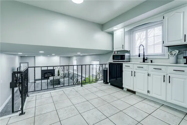 $224,900 | 46 Alderwood Lane, Greece, NY 14615