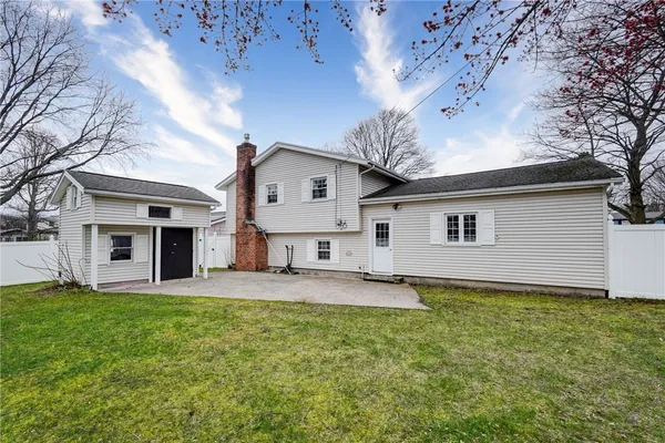 $224,900 | 46 Alderwood Lane, Greece, NY 14615