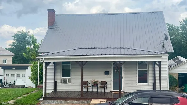 $69,900 | 201 Washington Street, Barnesville, OH 43713
