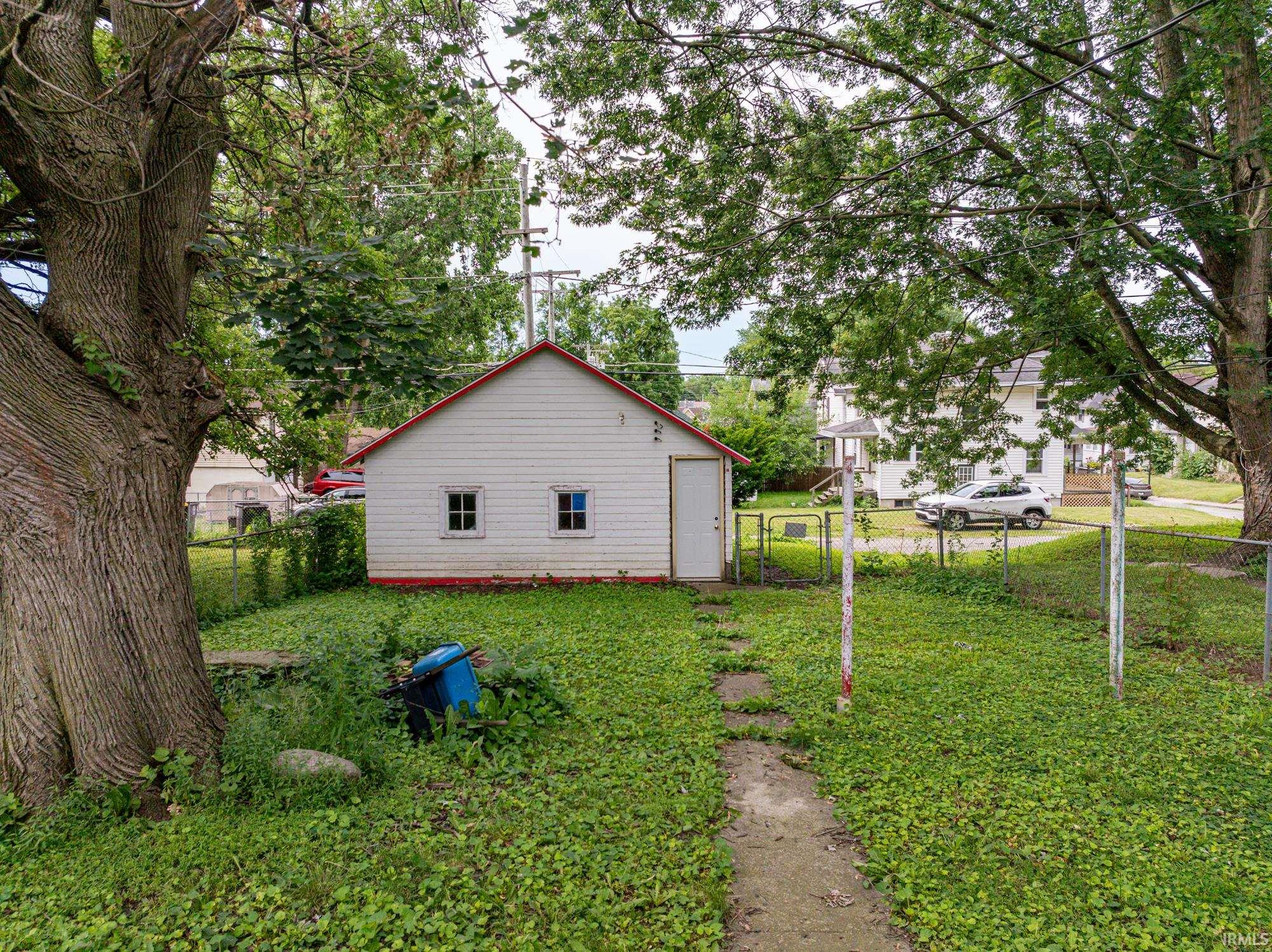 619 Huffman Street Fort Wayne, IN 46808 - Photo 5 of 27