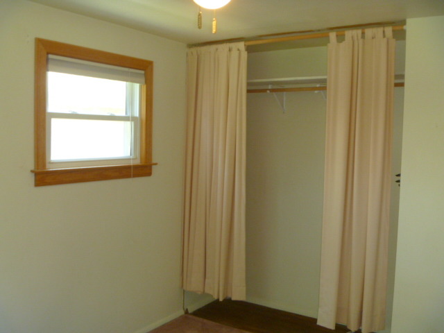 1513 North Ridge Avenue Arlington Heights, IL 60004 - Photo 12 of 14 a view of an empty room