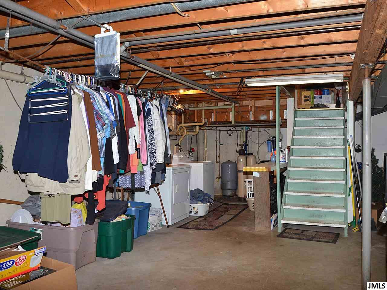 402 Gilman Road Michigan Center, MI 49254 - Photo 8 of 20 Photo 8