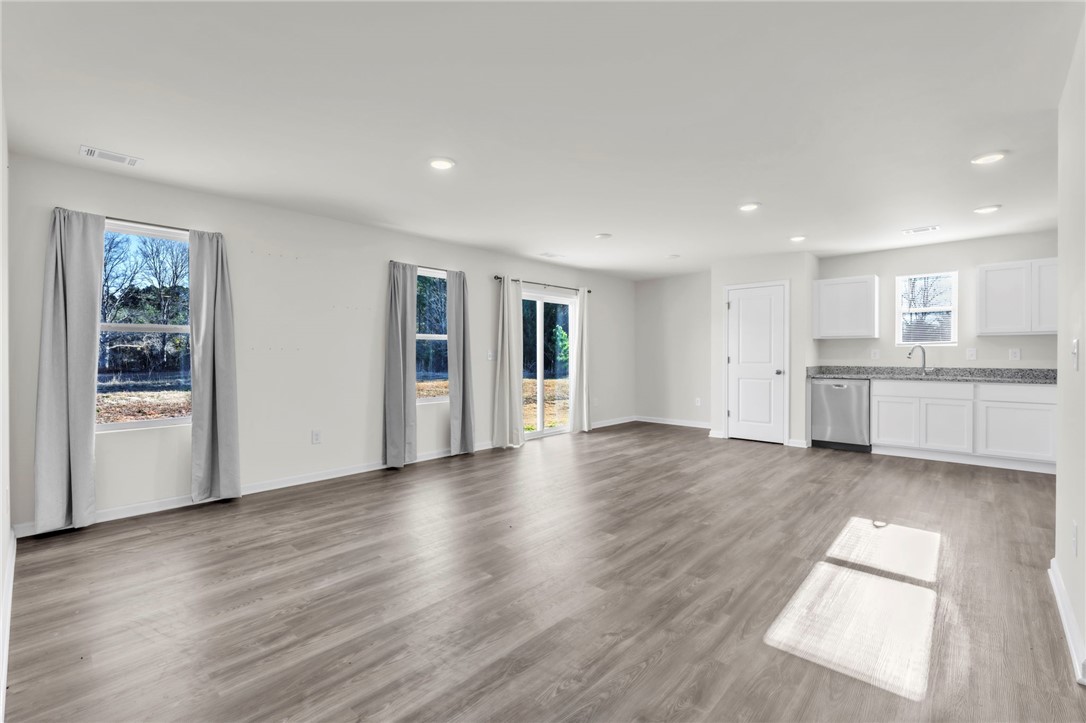 2803 Airline Road Anderson, SC 29624 - Photo 4 of 32