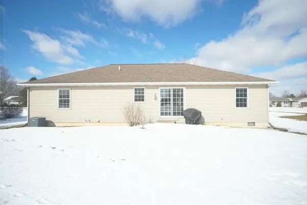 $289,000 | 2711 Widaman Street, Winona Lake, IN 46590