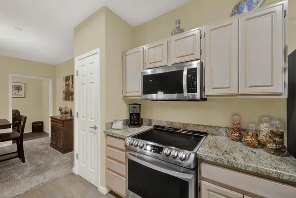 $310,000 | 501 Gibson Drive, Unit 2221, Roseville, CA 95678