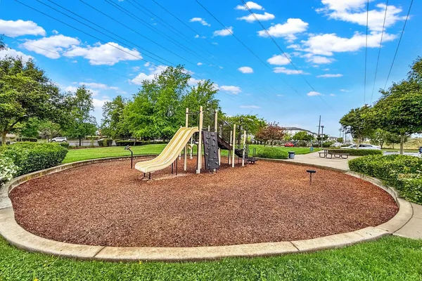 $310,000 | 501 Gibson Drive, Unit 2221, Roseville, CA 95678
