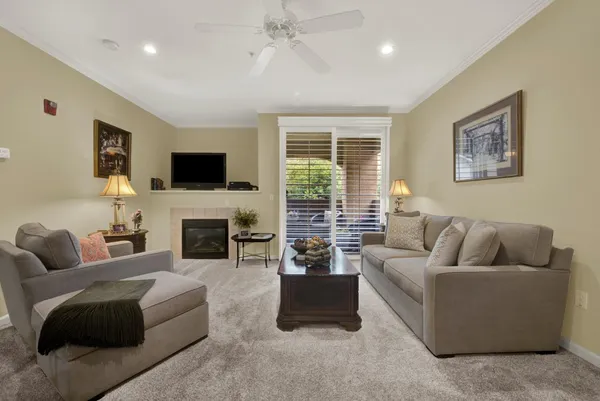 $310,000 | 501 Gibson Drive, Unit 2221, Roseville, CA 95678