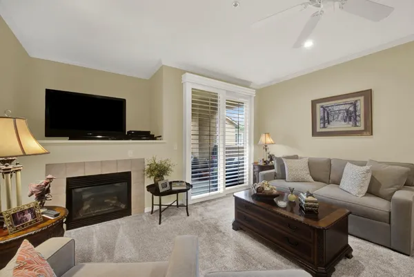 $310,000 | 501 Gibson Drive, Unit 2221, Roseville, CA 95678