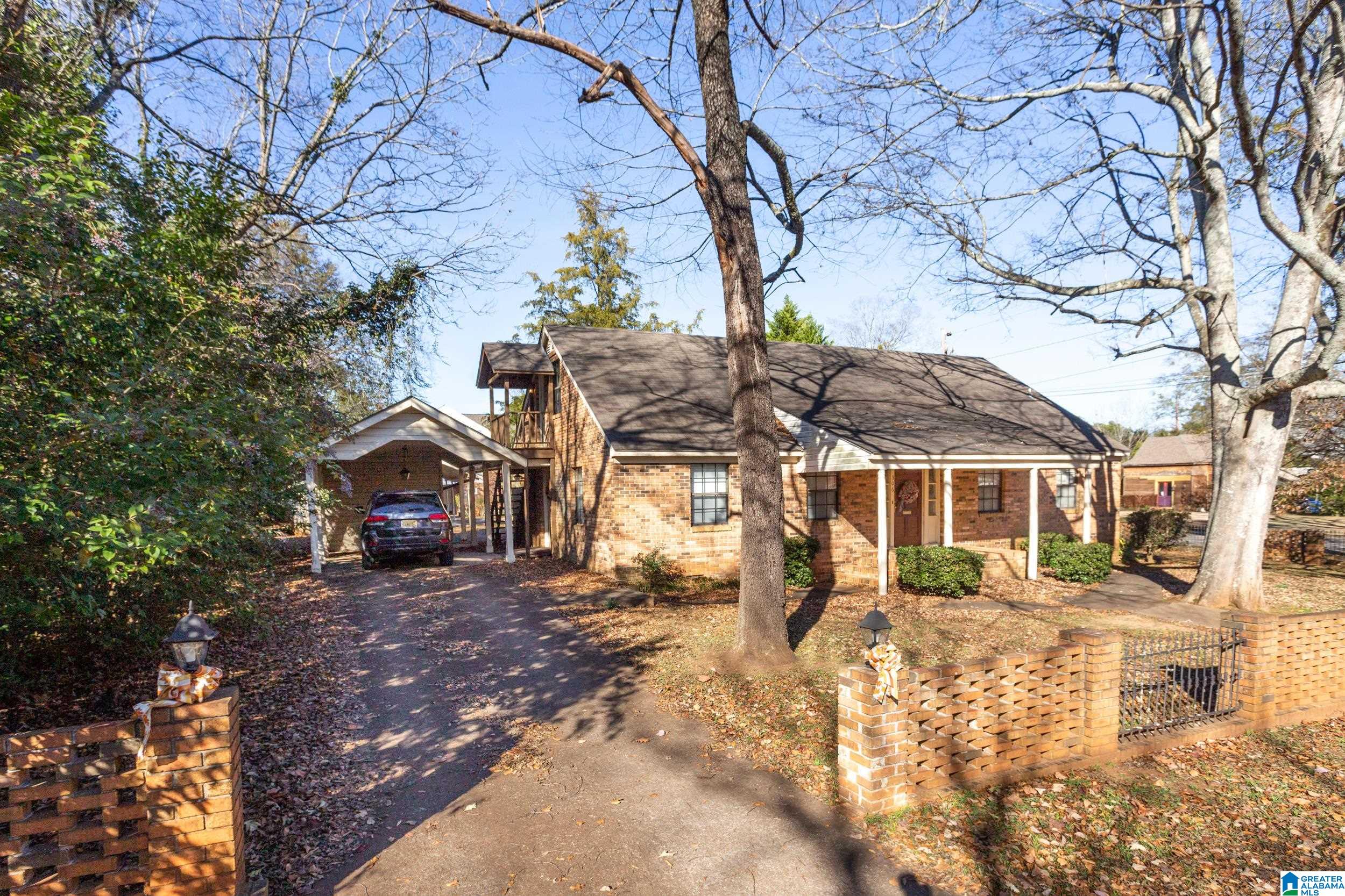 306 Oak Street Talladega, AL 35160 - Photo 2 of 18