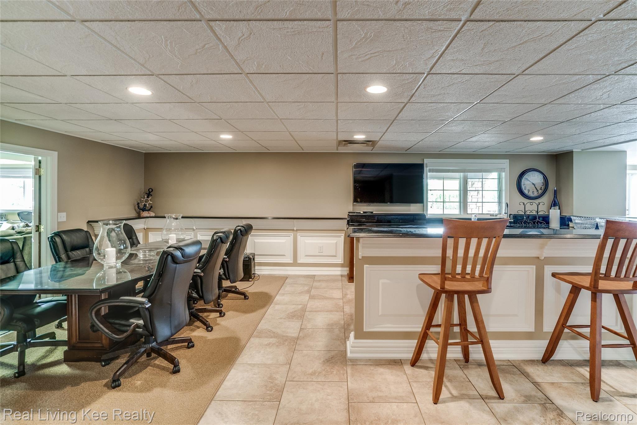 2675 Shorebrook Court Rochester, MI 48306 - Photo 91 of 98 Interiors (80 of 88).jpg