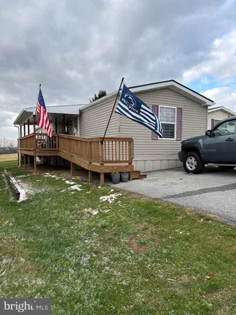 $109,500 | 304 Pfautz Hill Road, Stevens, PA 17578