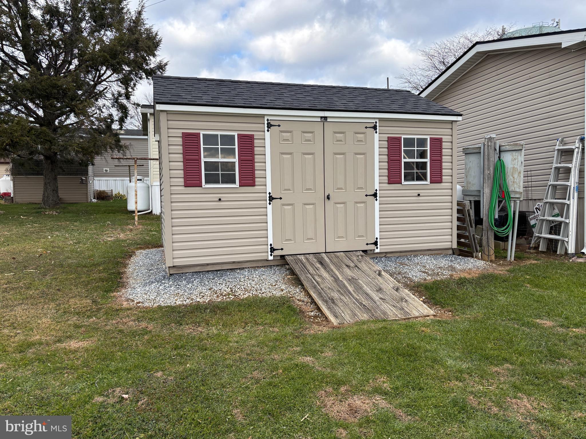 304 Pfautz Hill Road Stevens, PA 17578 - Photo 3 of 17