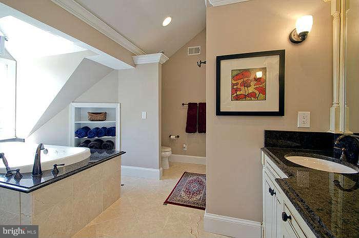 13227 Fork Road Baldwin, MD 21013 - Photo 12 of 30 Bath (Master)