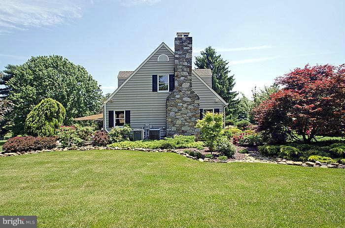 13227 Fork Road Baldwin, MD 21013 - Photo 25 of 30 Side Yard