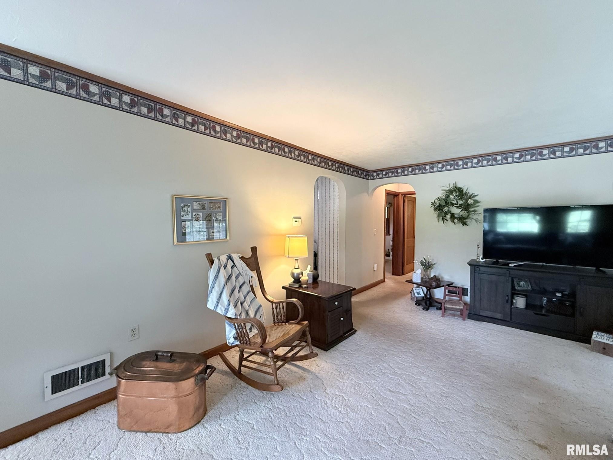 109 South State Street Henderson, IL 61439 - Photo 23 of 38