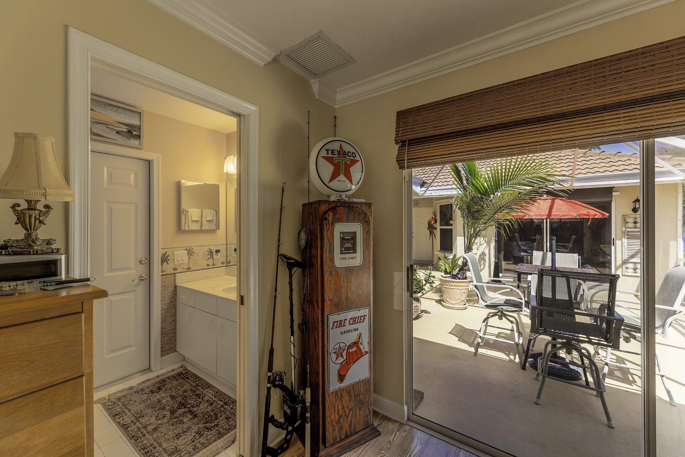 128 Cove Road Greenacres, FL 33413 - Photo 10 of 40 E05A2577