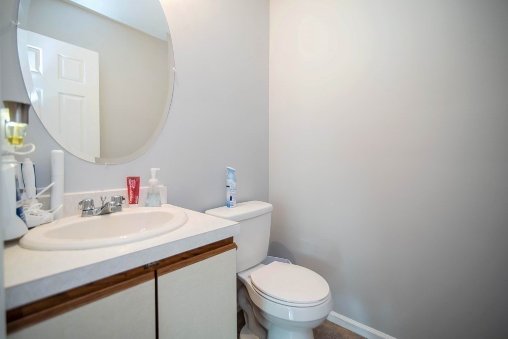 135-137 Almira Road Springfield, MA 01119 - Photo 16 of 40