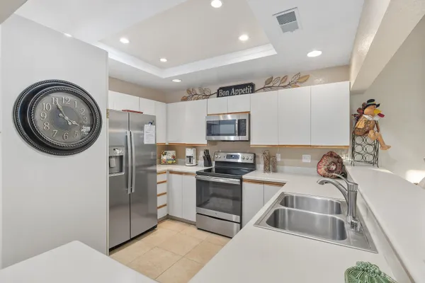 $395,000 | 77723 Woodhaven Drive South, Palm Desert, CA 92211