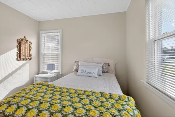 $189,900 | 2318 Lancaster Boulevard, Jackson, MI 49202