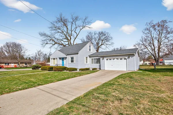 $189,900 | 2318 Lancaster Boulevard, Jackson, MI 49202