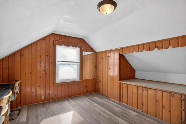 $189,900 | 2318 Lancaster Boulevard, Jackson, MI 49202