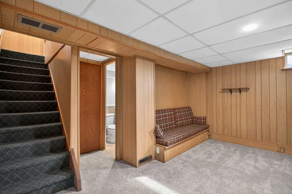 $189,900 | 2318 Lancaster Boulevard, Jackson, MI 49202