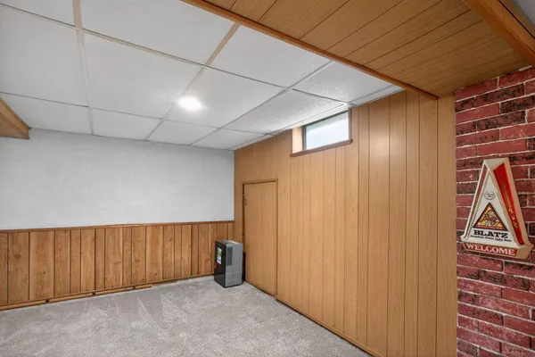 $189,900 | 2318 Lancaster Boulevard, Jackson, MI 49202