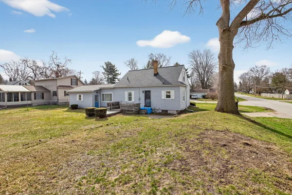 $189,900 | 2318 Lancaster Boulevard, Jackson, MI 49202