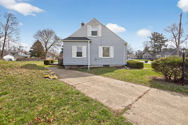 $189,900 | 2318 Lancaster Boulevard, Jackson, MI 49202