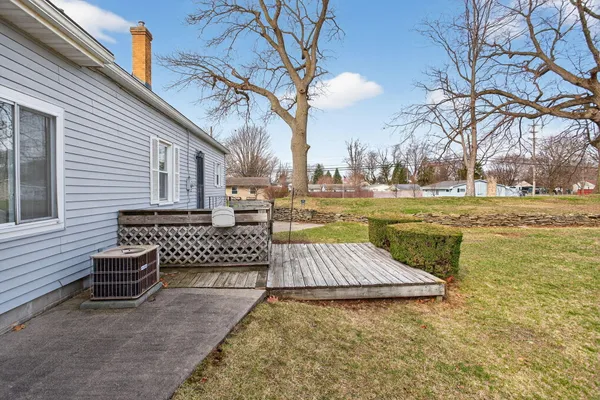 $189,900 | 2318 Lancaster Boulevard, Jackson, MI 49202