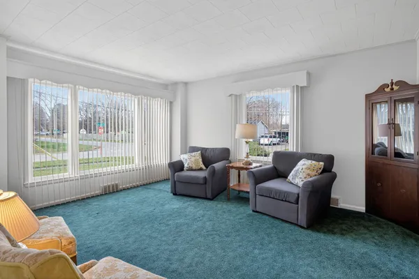 $189,900 | 2318 Lancaster Boulevard, Jackson, MI 49202