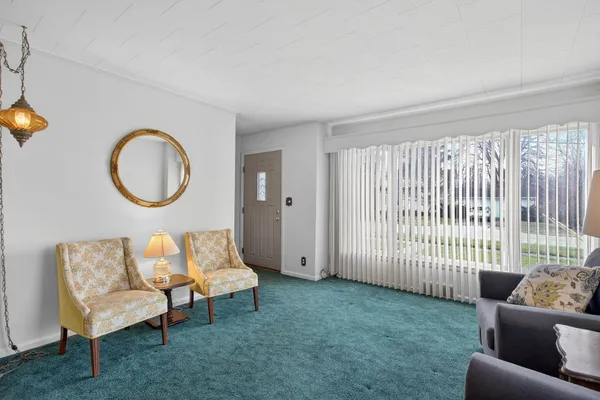 $189,900 | 2318 Lancaster Boulevard, Jackson, MI 49202