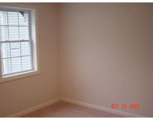 66 Springdale Avenue Saugus, MA 01906 - Photo 12 of 14 an empty room with a window