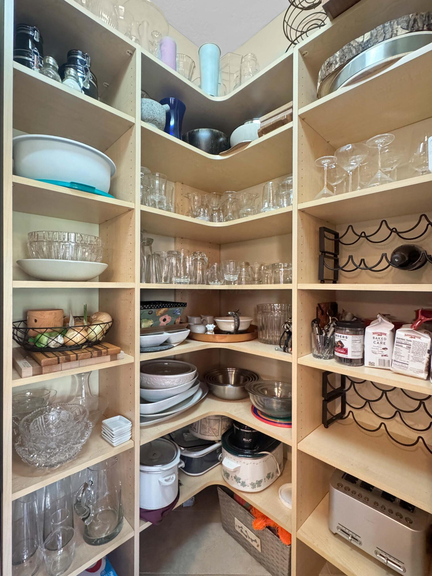 4096 Middle Urbana Road Urbana, OH 43078 - Photo 54 of 148 Kitchen Pantry