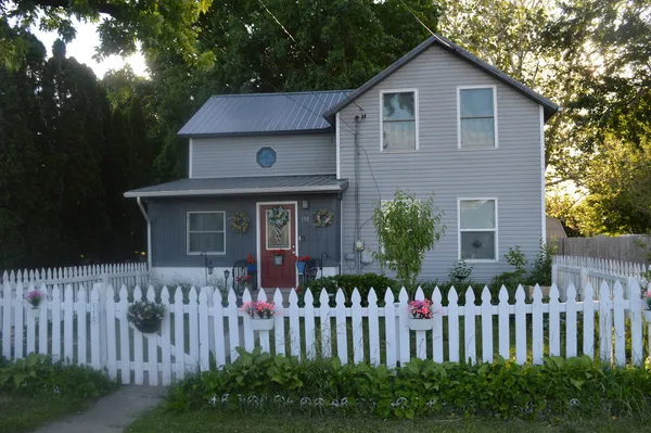 $140,000 | 110 South West Street, Wyanet, IL 61379