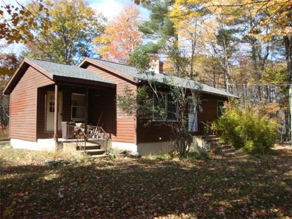 320 Sheldon Road Barre, MA 01005 - Photo 2 of 15