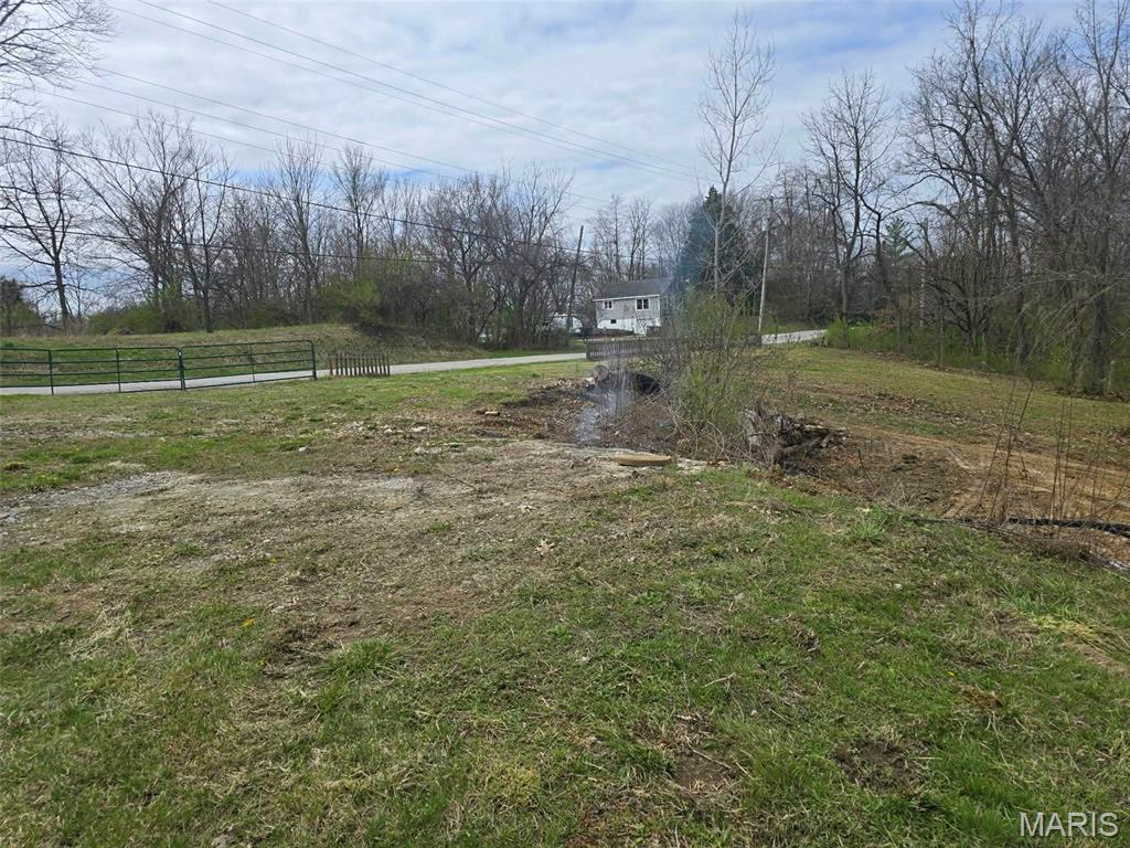 3943 Torch Club Road Alton, IL 62002 - Photo 2 of 13