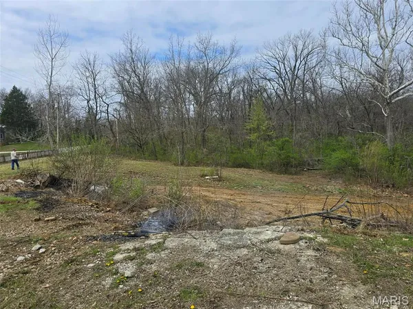 $29,900 | 3943 Torch Club Road, Alton, IL 62002